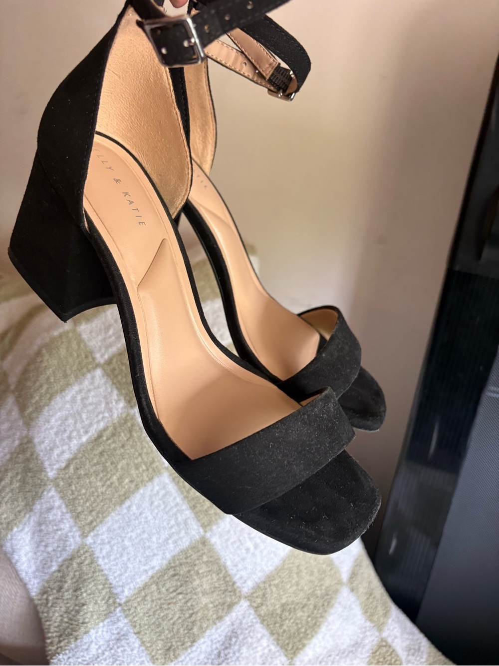 NWOT Kelly & Katie Black Suede Block Heel Sandals with Ankle Strap